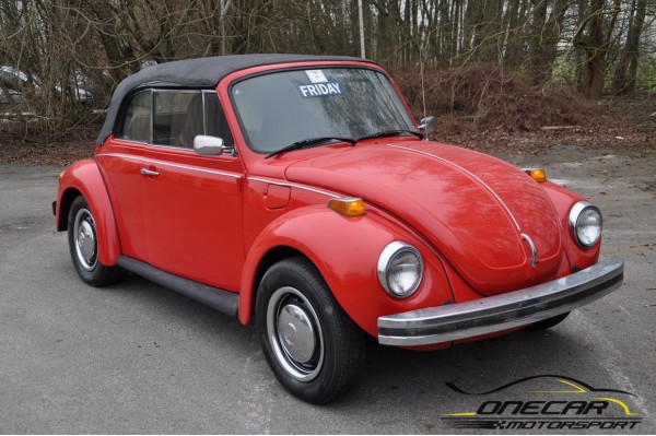 VOLKSWAGEN COCCINELLE CABRIOLET 1975